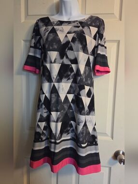 Eliza J Geometric Shift Dress Size 10P